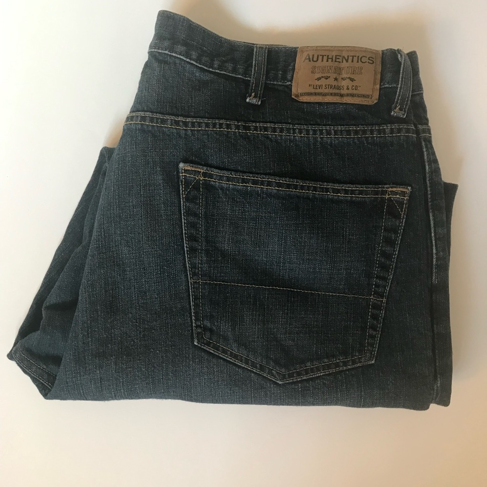Men’s  Levi's Authentics Signature W32 L30 Jeans